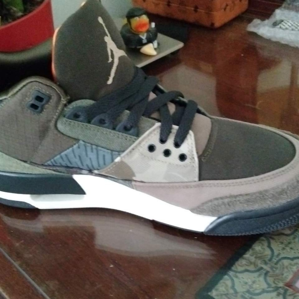Jordan 3 SE (Patchwork)